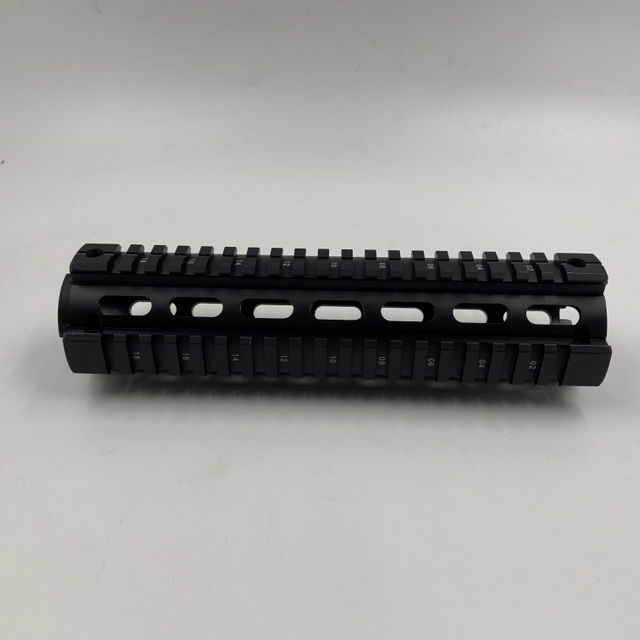 Full Length Quad Rail 2 Pcs Design for Ar15 Outdoor Hunting Handguard