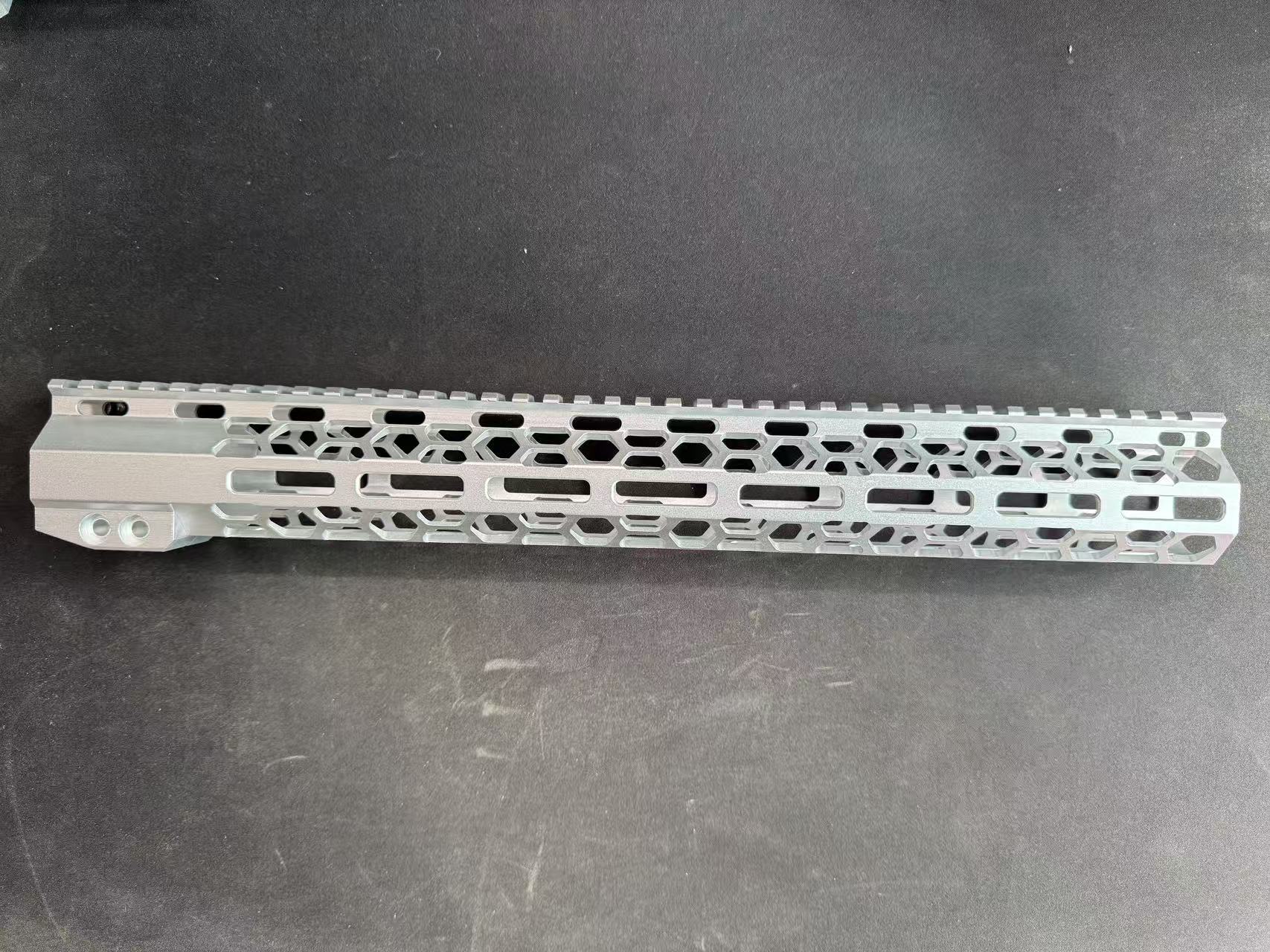 15" handguard scope mount outdoor hunting honeycomb hole red color